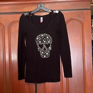 No Boundaries Cold Shoulder Long Sleeve  Skull Lightweight Sweater Size Small